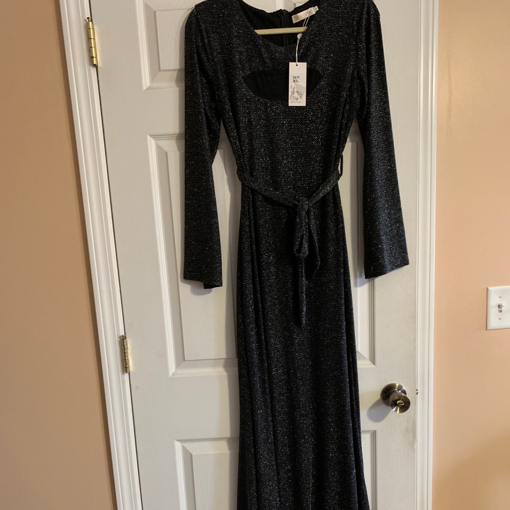 BRAND NEW Black long sleeve Maxi dress